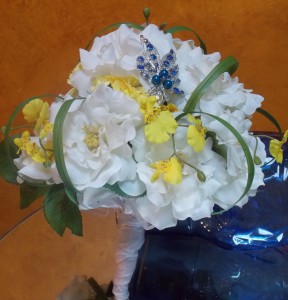 WHITE ORLANE ROSE BOUQUET WITH YELLOW DANCING  ORCHIDS AND GRASS RIBBONS  